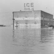 Chillicothe Street NW corner Eleventh (11th)-1937 Flood<br /><br />
Portsmouth, Ohio