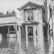 1913 Portsmouth Flood-Fowler&#039;s Camera Shop