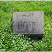 tipton-unknown-tomb-rushtown-cem.jpg